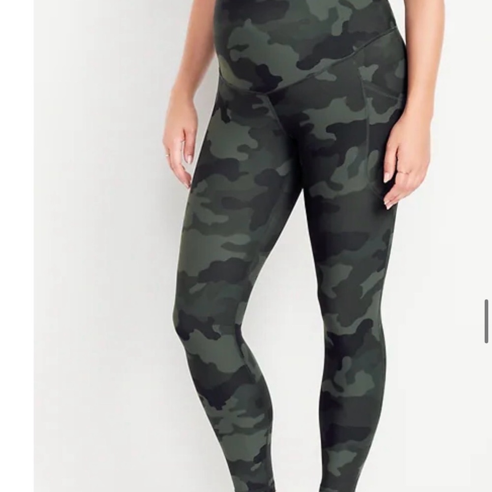 Old Navy Active Camouflage Maternity Leggings